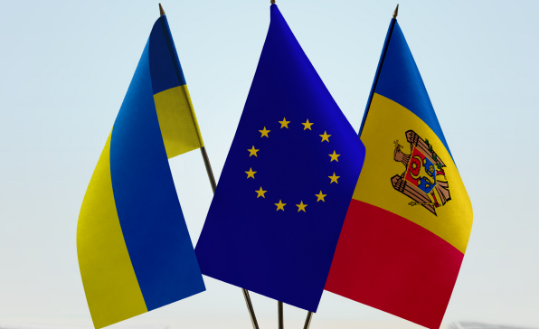 [이슈트렌드] EU, 우크라이나와 몰도바의 회원국 후보 자격 인정
